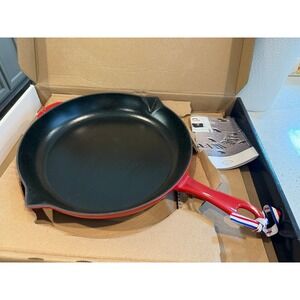 Staub 12" cast iron fry pan
